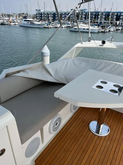 Simorgh Yacht Photos Pics 