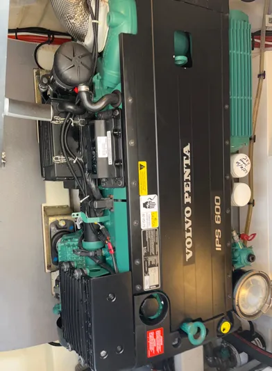 Simorgh Yacht Photos Pics 