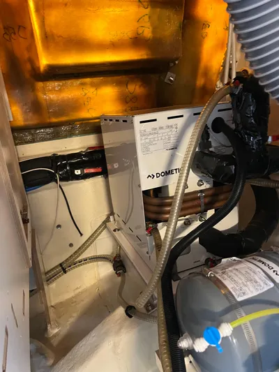 Simorgh Yacht Photos Pics 