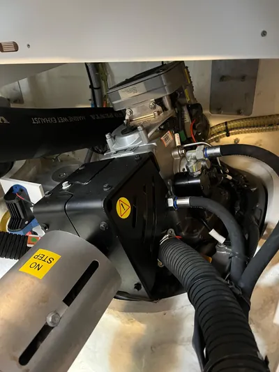 Simorgh Yacht Photos Pics 