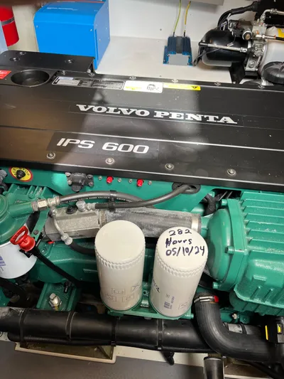 Simorgh Yacht Photos Pics 