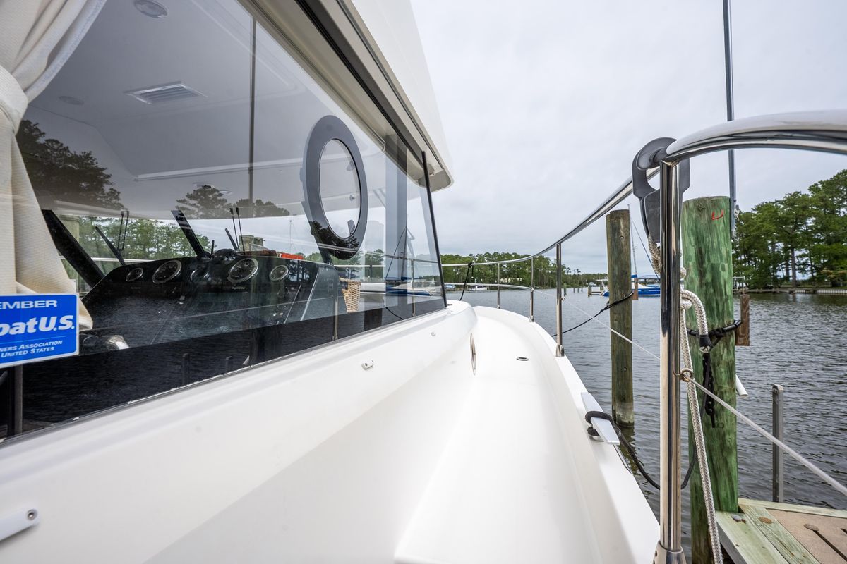 2022 Beneteau 48 