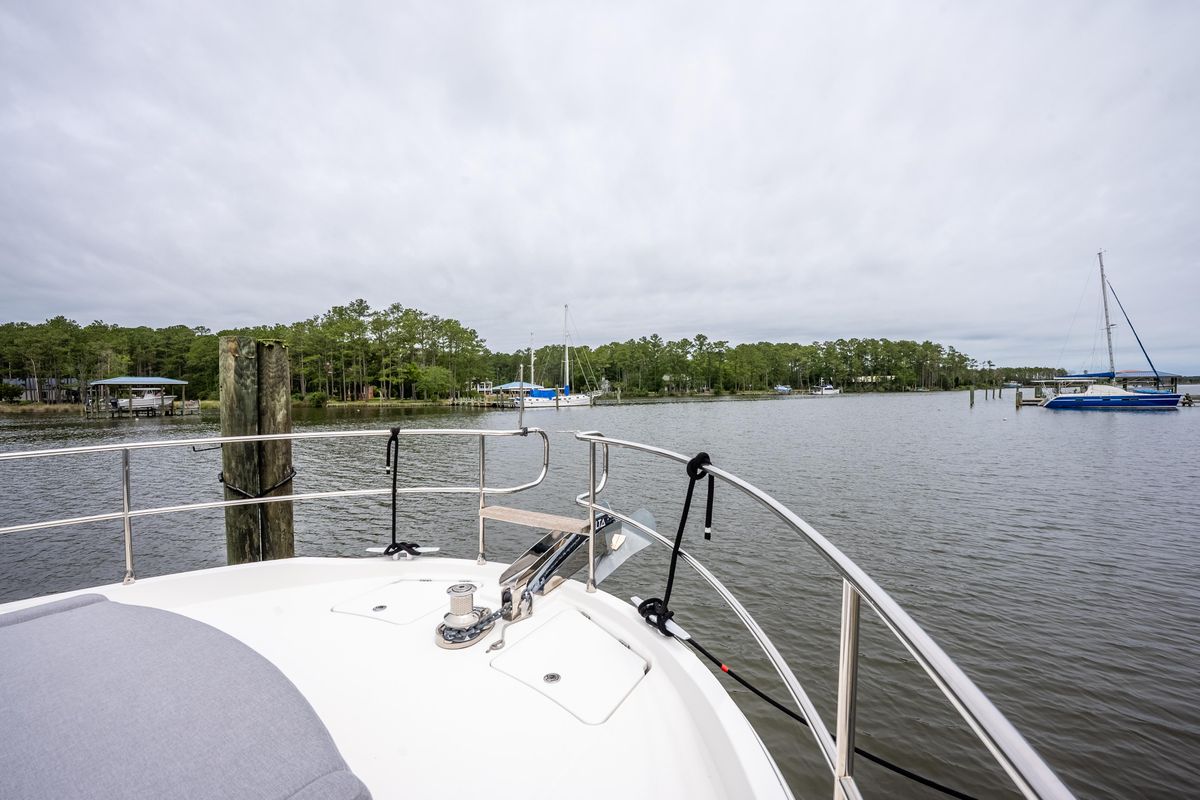 2022 Beneteau 48 