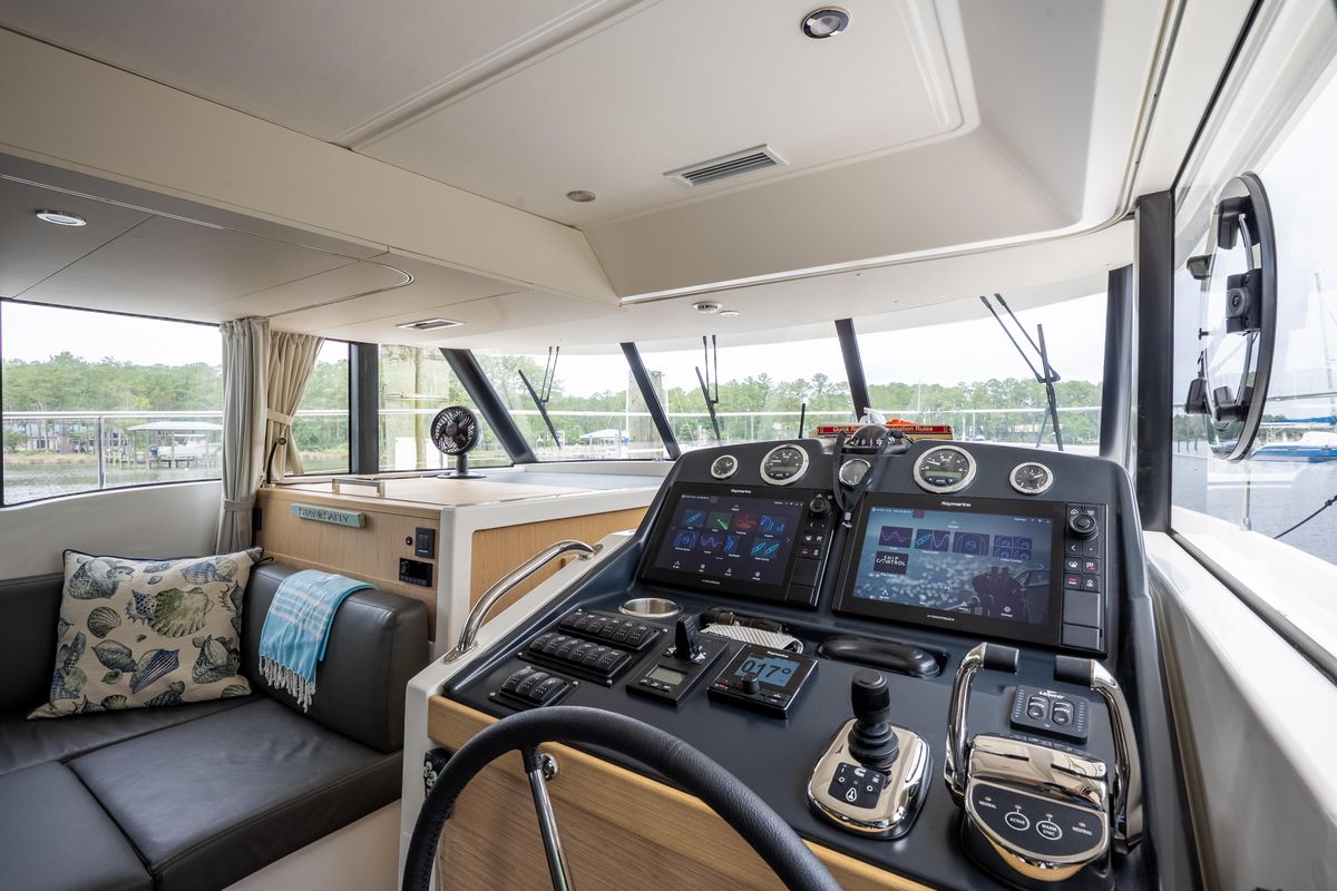 2022 Beneteau 48 