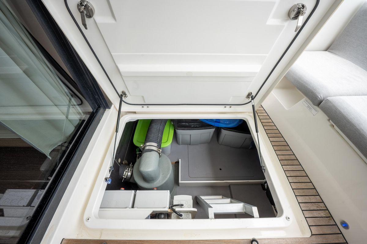 2022 Beneteau 48 