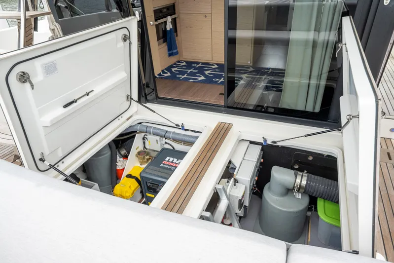 Sweetest Southern Comfort Yacht Photos Pics 