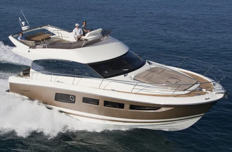 Out And Aboat Yacht Photos Pics Manufacturer Provided Image