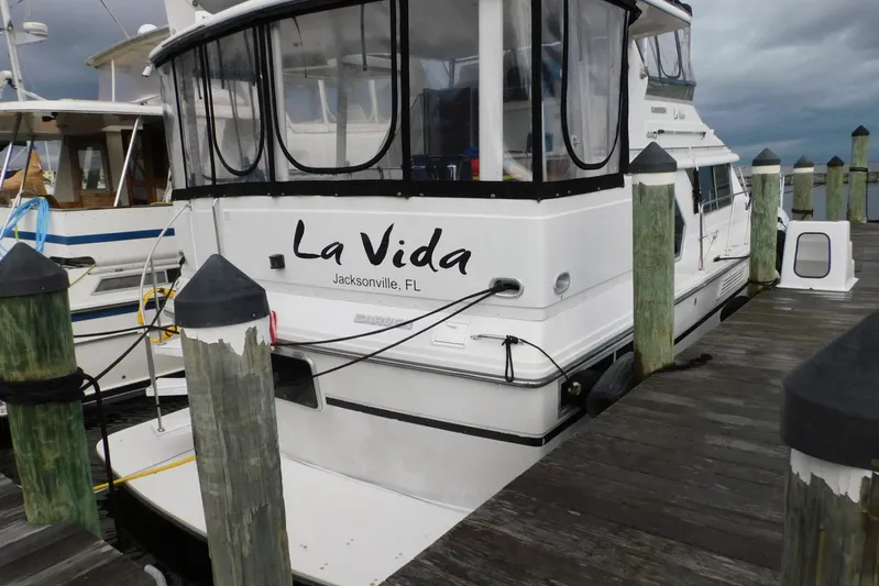 La Vida Yacht Photos Pics 1993 Carver 445 Aft Cabin Motor Yacht "La Vida" docked in Jacksonville, FL.