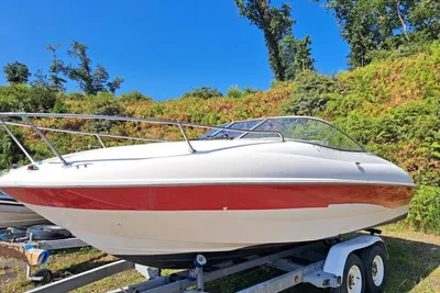 2001 Bayliner Bayliner 212 Cuddy