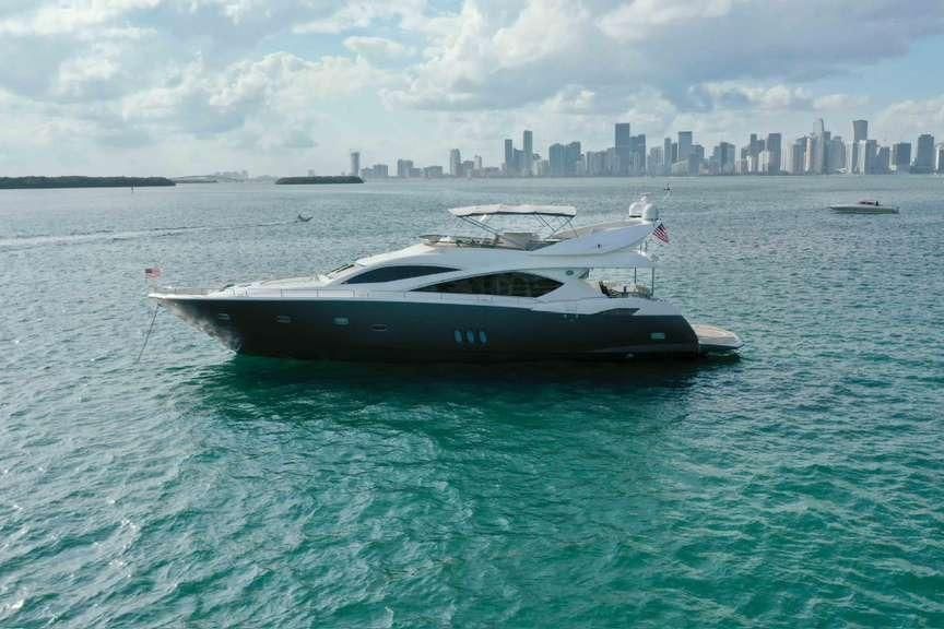 2006 Sunseeker 82 