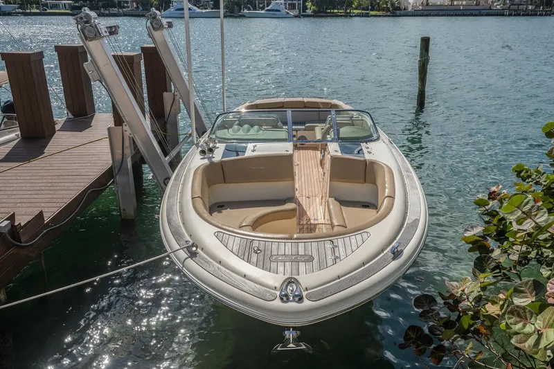 Chris-craft Launch 32 Yacht Photos Pics 
