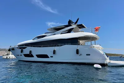 Sunseeker 95 Yacht