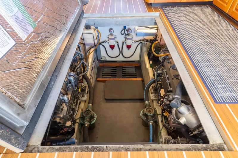 Compass Rose Yacht Photos Pics 