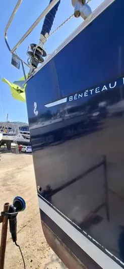  Yacht Photos Pics 2006 Beneteau Oceanis Clipper 393 yacht, docked, with polished hull and visible logo.