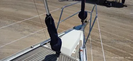  Yacht Photos Pics Bow view of 2006 Beneteau Oceanis Clipper 393 sailboat on dry dock.