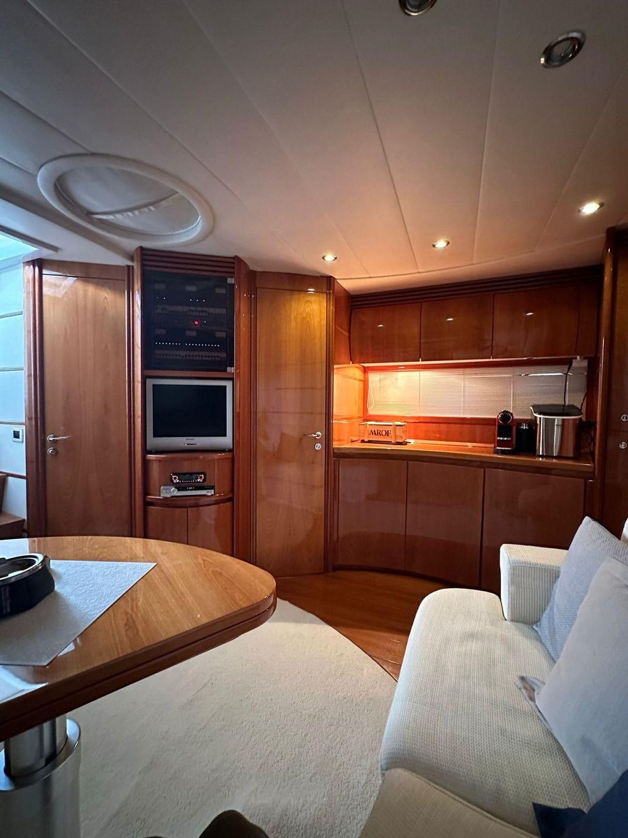2007 Pershing 51 