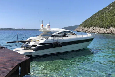 Pershing 50