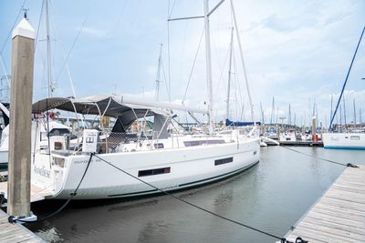 Yacht