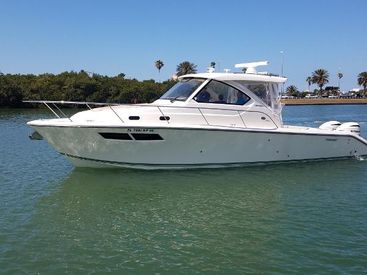 2018 35' Pursuit-OS 355 Offshore Clearwater, FL, US