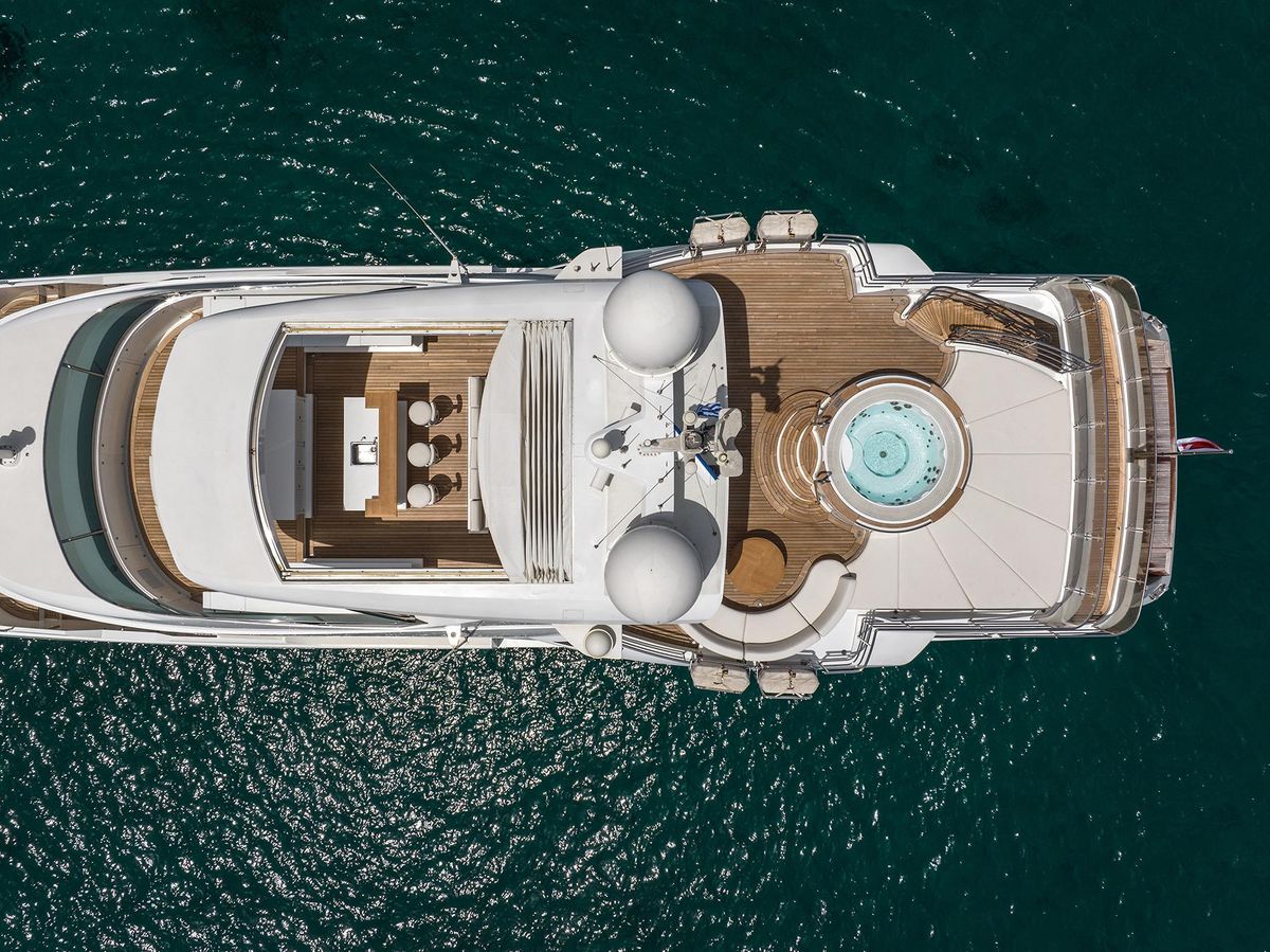 2014 Benetti 132 