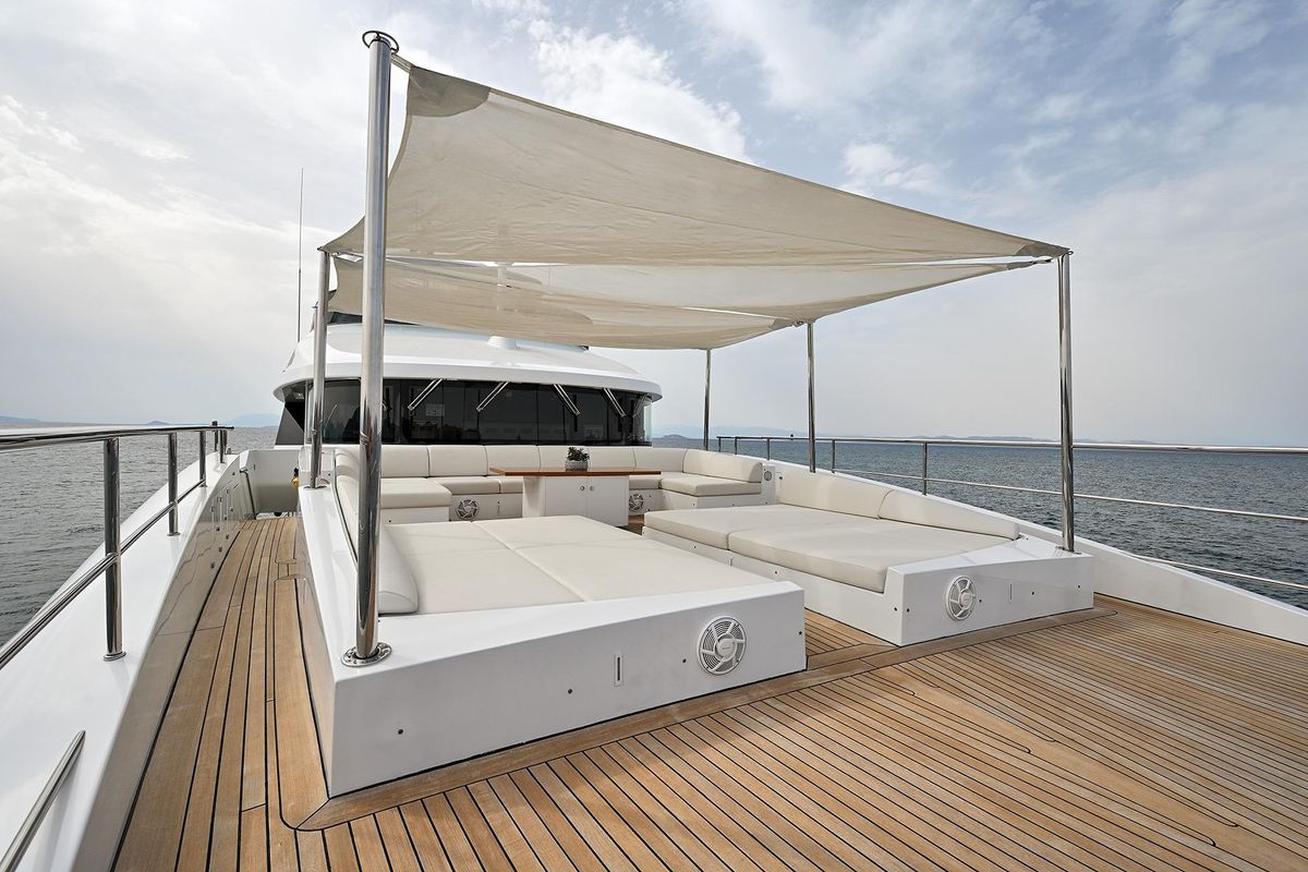 2014 Benetti 132 