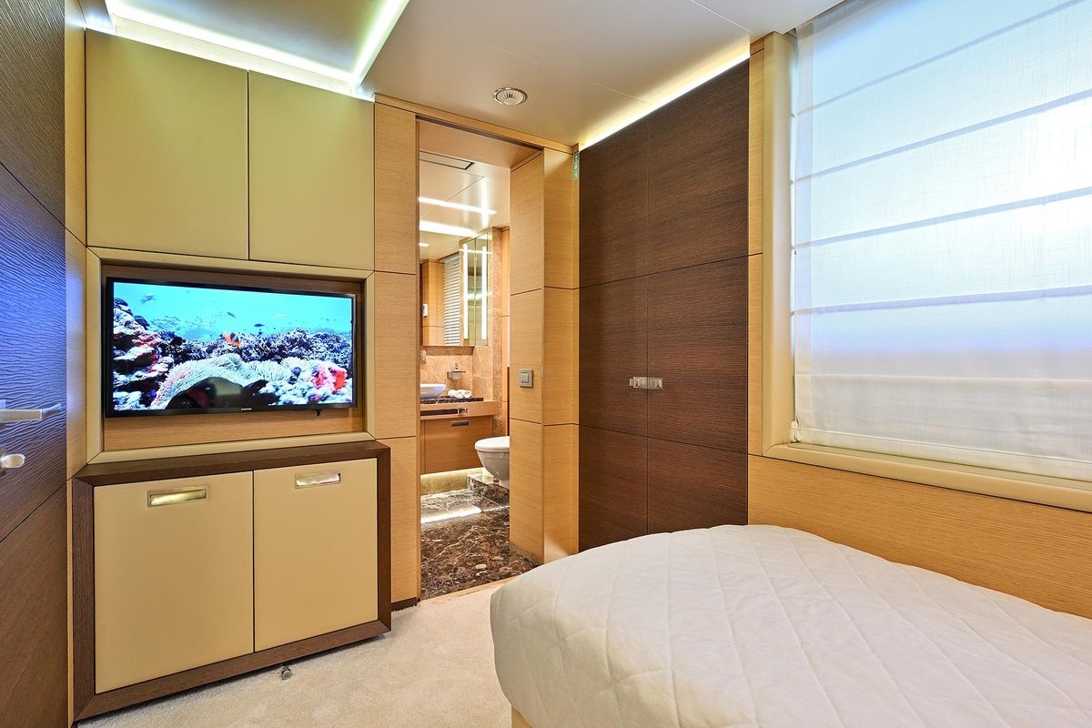 2014 Benetti 132 