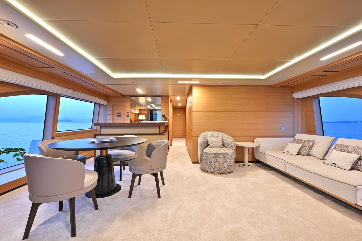 2014 Benetti 132 