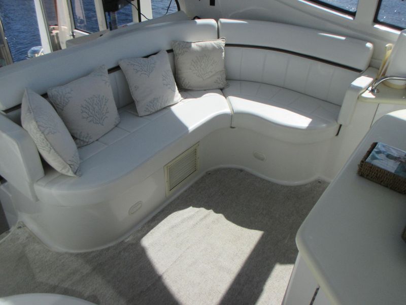 2000 Carver 506 Motor Yacht