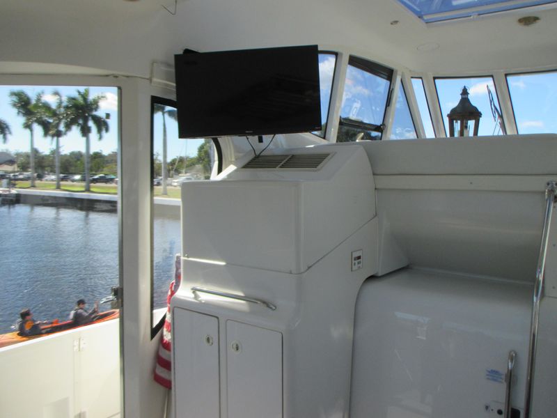 2000 Carver 506 Motor Yacht