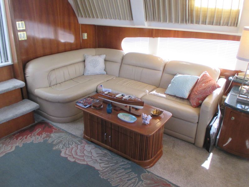 2000 Carver 506 Motor Yacht