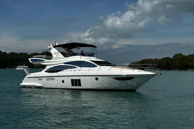 Azimut 58