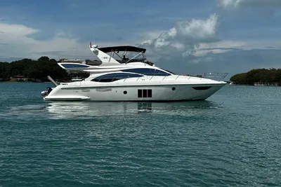 Azimut 58