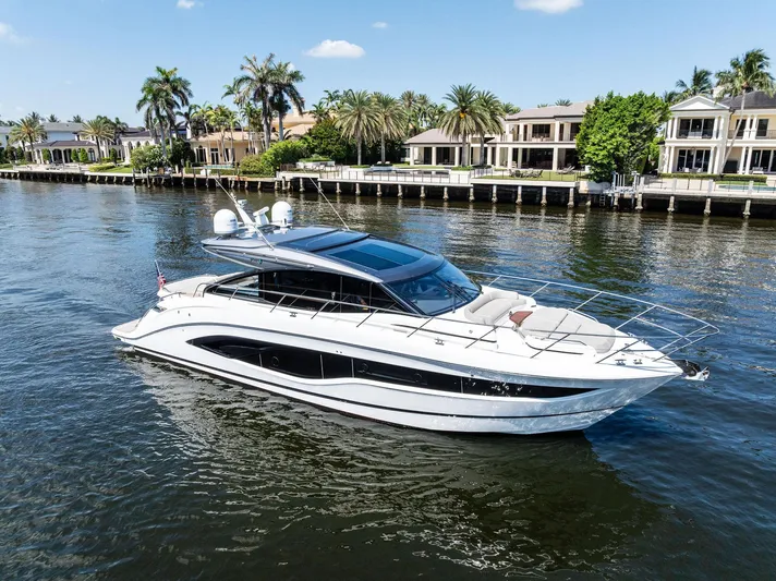 Endless Summer Yacht Photos Pics 2020 Princess V55 Endless Summer Profile