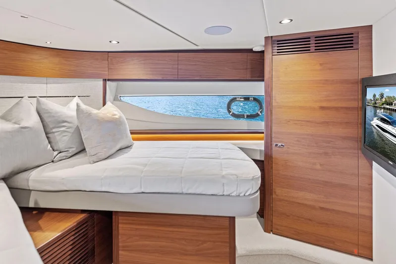 Endless Summer Yacht Photos Pics 