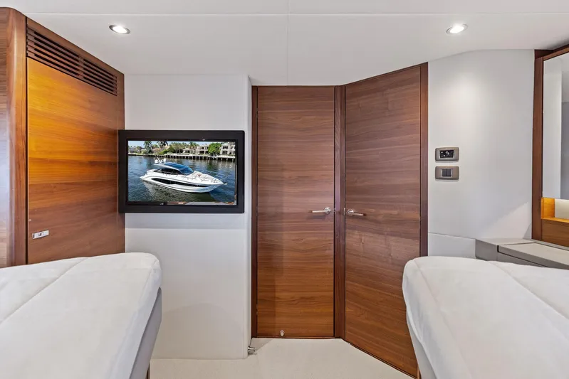 Endless Summer Yacht Photos Pics 