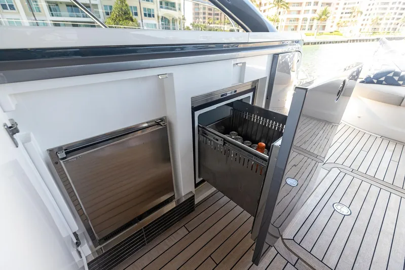 Endless Summer Yacht Photos Pics 2020 Princess V55 Endless Summer Galley