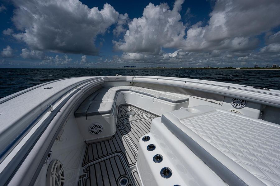 2018 Yellowfin 42