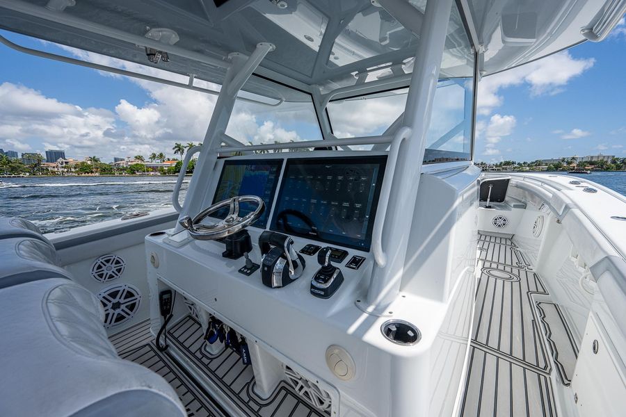 2018 Yellowfin 42