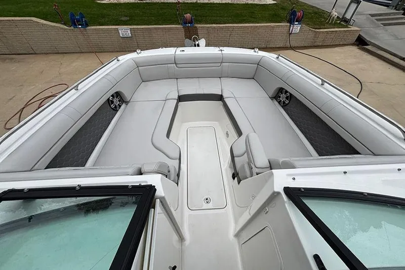  Yacht Photos Pics 2023 Sea Ray SDX 270 Outboard boat interior with spacious seating and modern design.