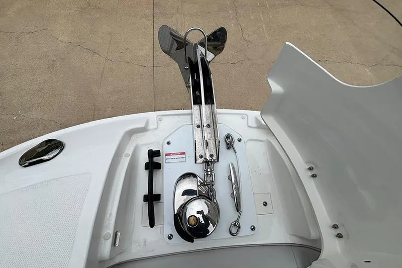  Yacht Photos Pics 2023 Sea Ray SDX 270 Outboard anchor compartment with stainless steel fittings.