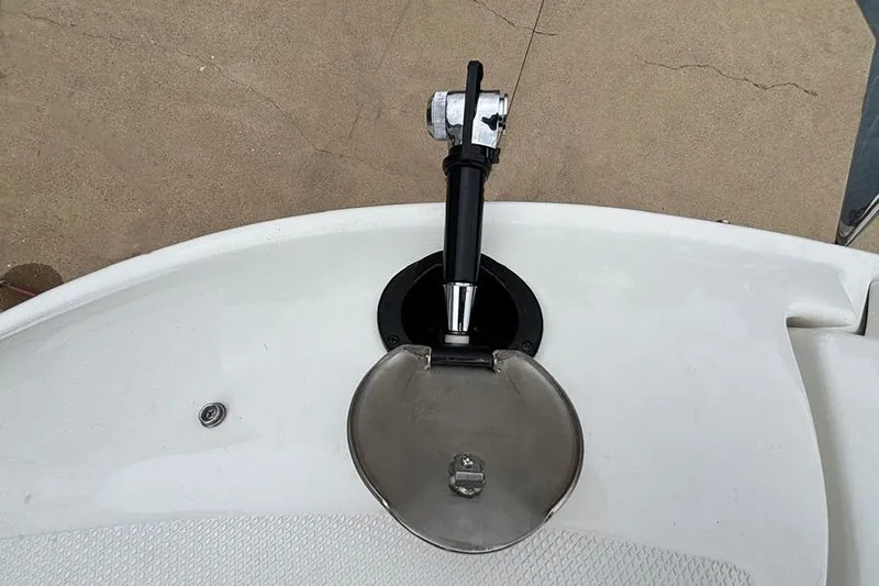  Yacht Photos Pics 2023 Sea Ray SDX 270 Outboard boat fuel cap and nozzle detail.