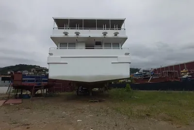 Custom 42M