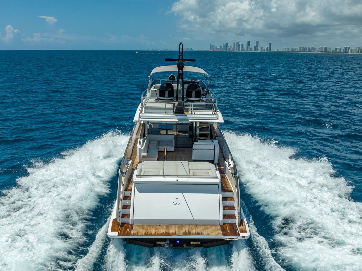 2018 Azimut 70 