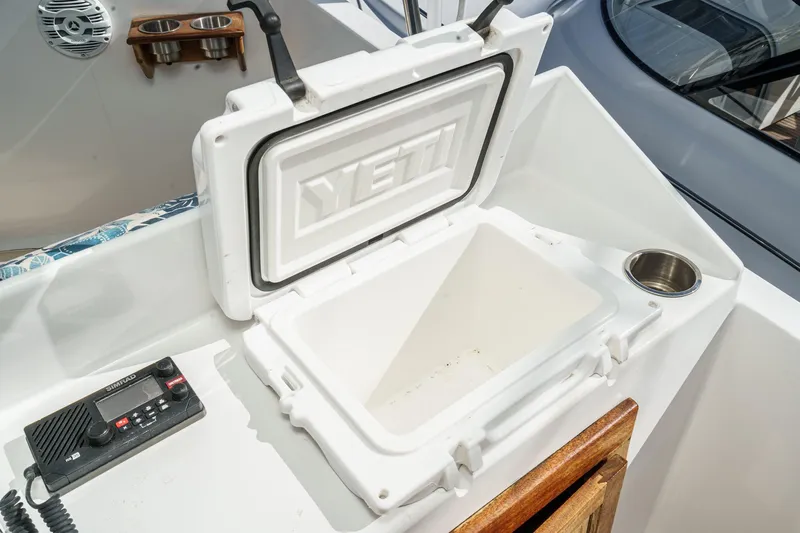  Yacht Photos Pics 1974 Hatteras Convertible Sportfisher with open YETI cooler and marine radio.