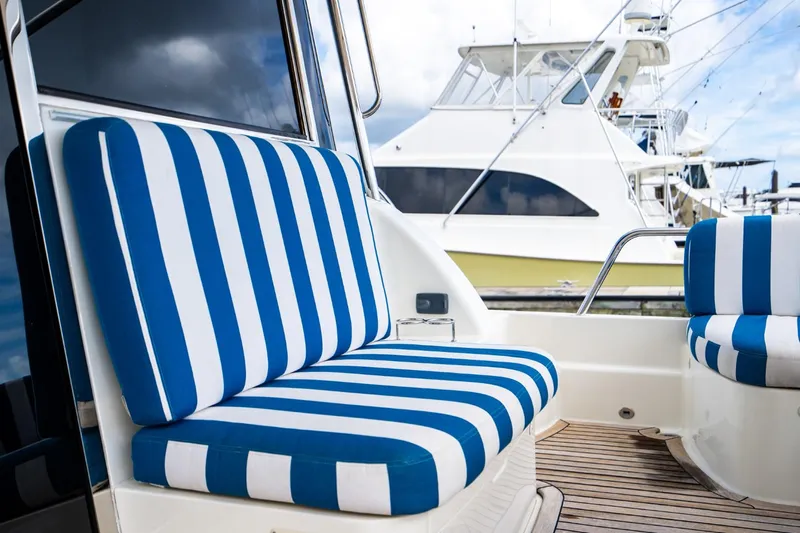 Salty Dog Yacht Photos Pics 