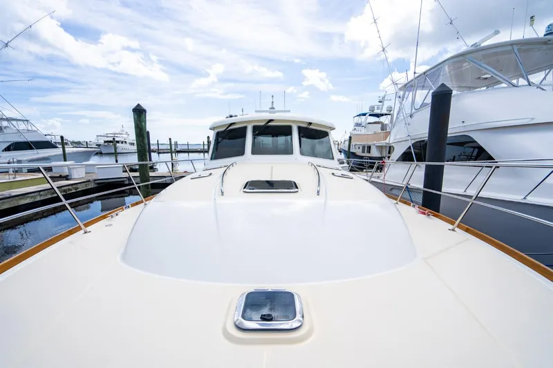 Salty Dog Yacht Photos Pics 