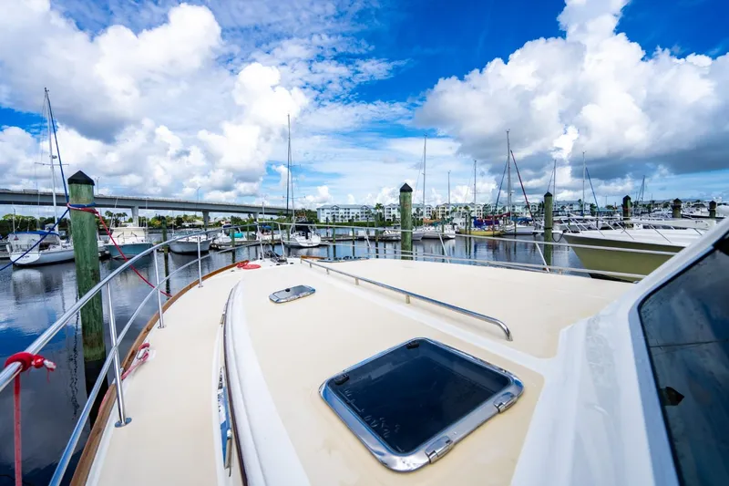Salty Dog Yacht Photos Pics 