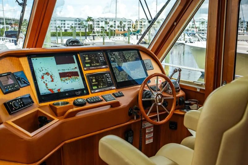 Salty Dog Yacht Photos Pics 