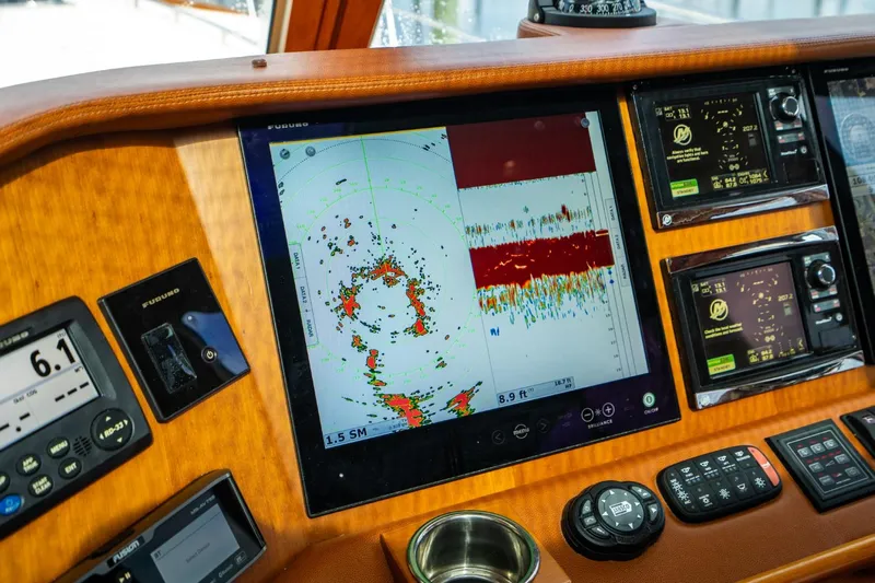 Salty Dog Yacht Photos Pics 