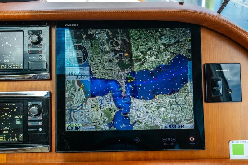 Salty Dog Yacht Photos Pics 